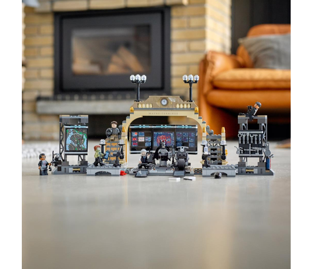 LEGO DC 76183 Pojedynek z Człowiekiem-Zagadką - 1030811 - zdjęcie 5